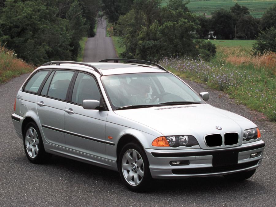  BMW 325Xi Touring 2000 года  (US) (фото 1 из 5)